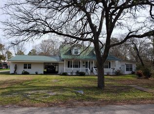 106 N Donaldson Ave, Kerens, TX 75144