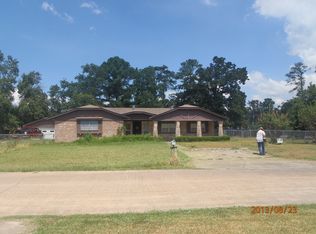 128 Legend Ln, Livingston, TX 77351