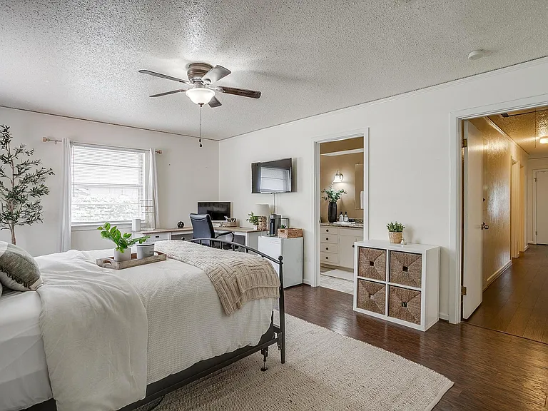 3217 Lubbock Ave — Photo 16