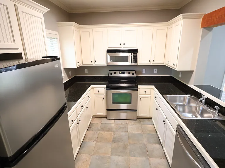 2206 Anderson Rd #204 — Photo 15