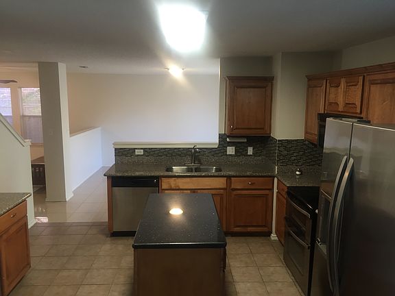 5th image of 5714 N 34th St