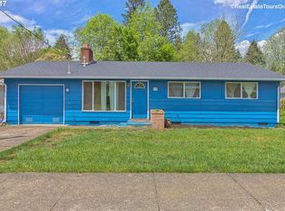 260 W Ipswich St, Gladstone, OR 97027