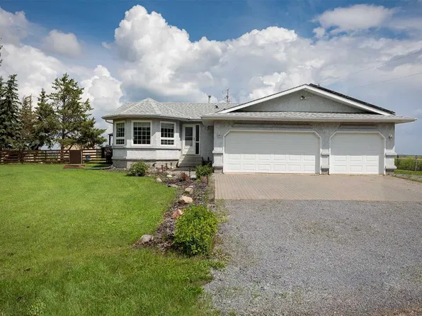 108 W Martin Ave, Bittern Lake, AB T0C 0L0