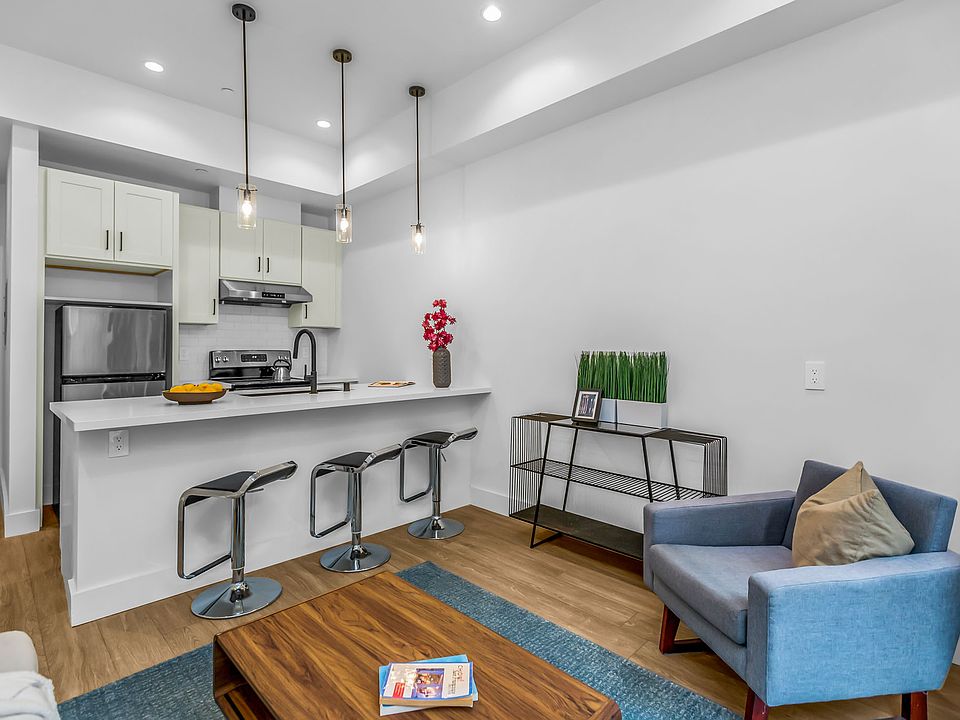 1st image of 1610 Golden Gate Ave #2