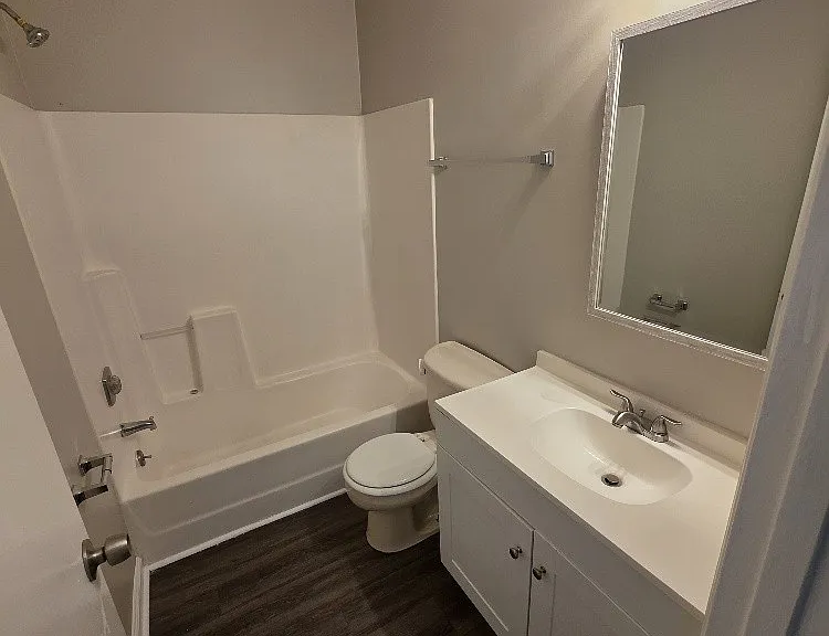 812 Shawnwood Cir — Photo 10