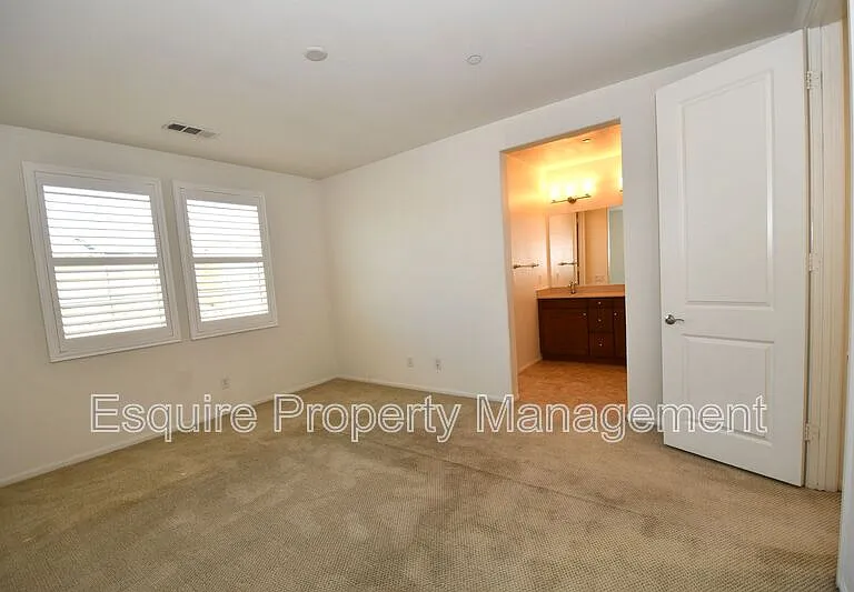 433 Castiano St — Photo 29