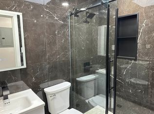 7555 113th St APT 3, Forest Hills, NY 11375