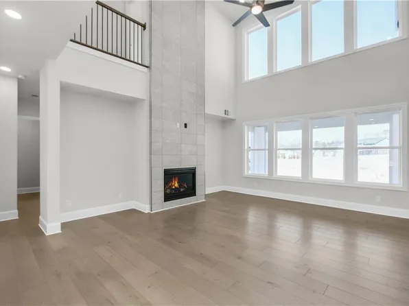 5005 Crestline View Rd, Cumming, GA 30028