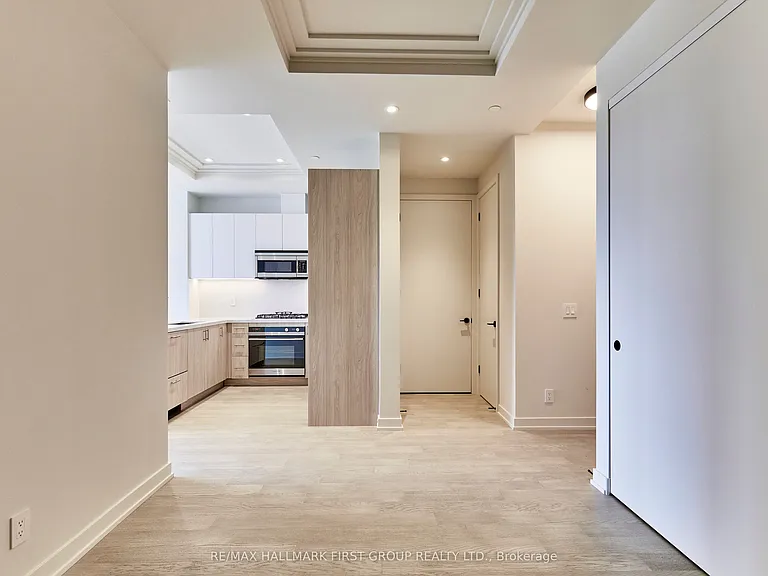 123 Maurice Dr #407 — Photo 3