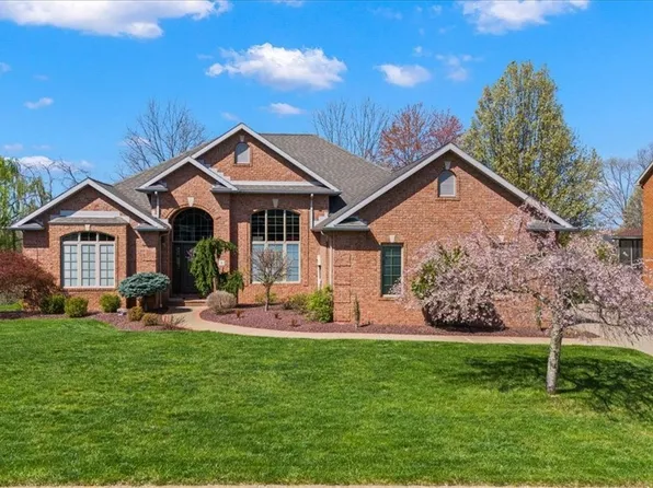 11 Westwood Dr, Parkersburg, WV 26101