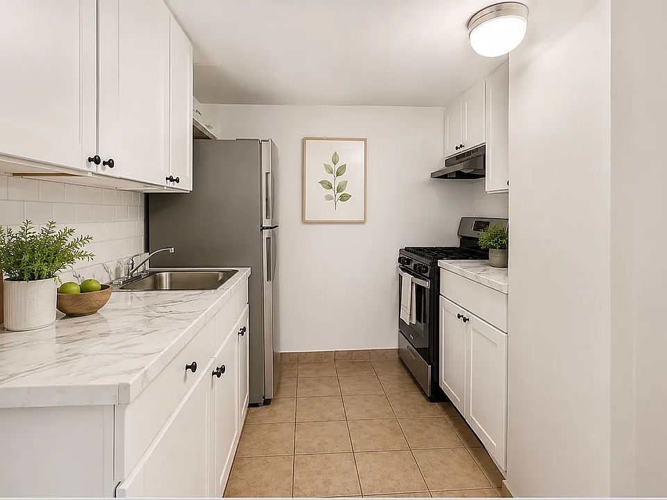 2nd image of 56-07 Clover Pl #1SB