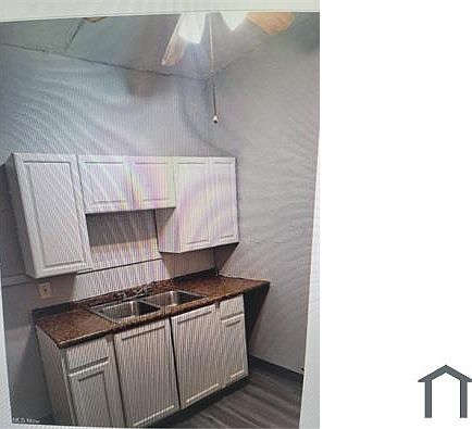 1st image of 3467 E 149th St #2