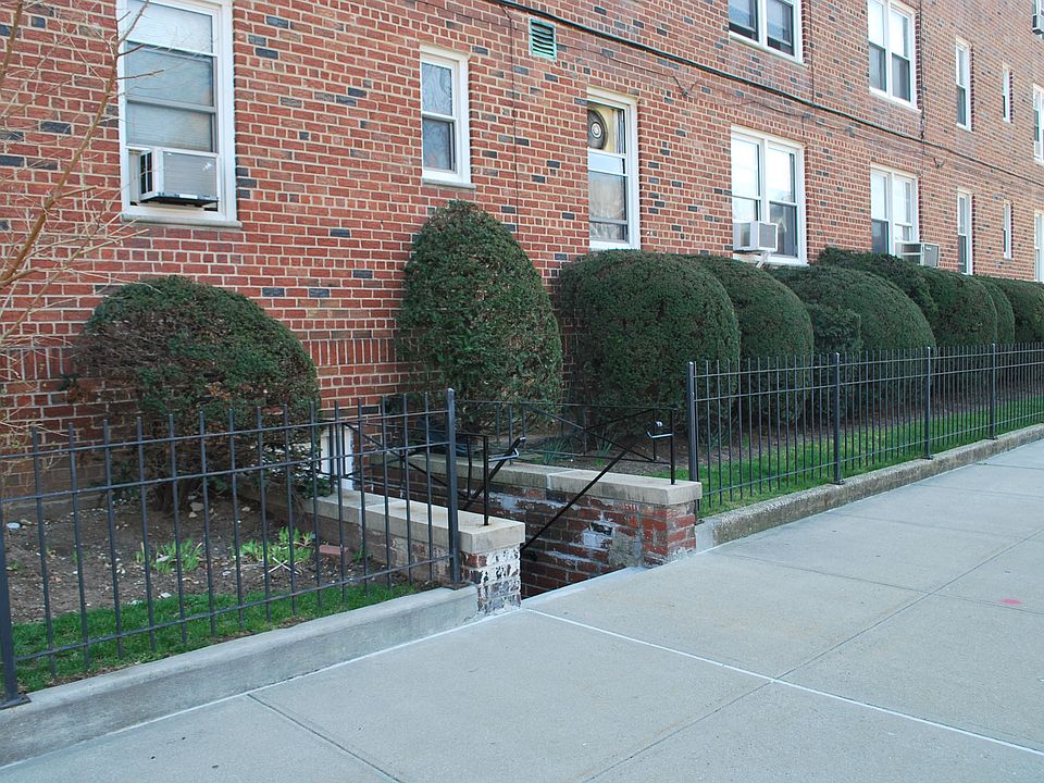 2nd image of 2250 Benson Ave #2PR