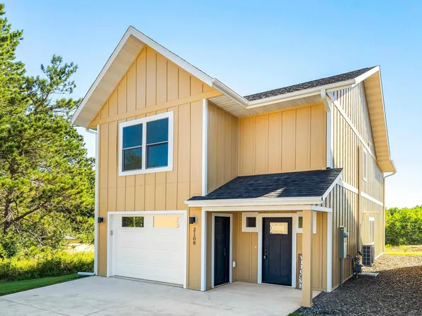 2108 Cottage Hill Cir, Duluth, MN 55811