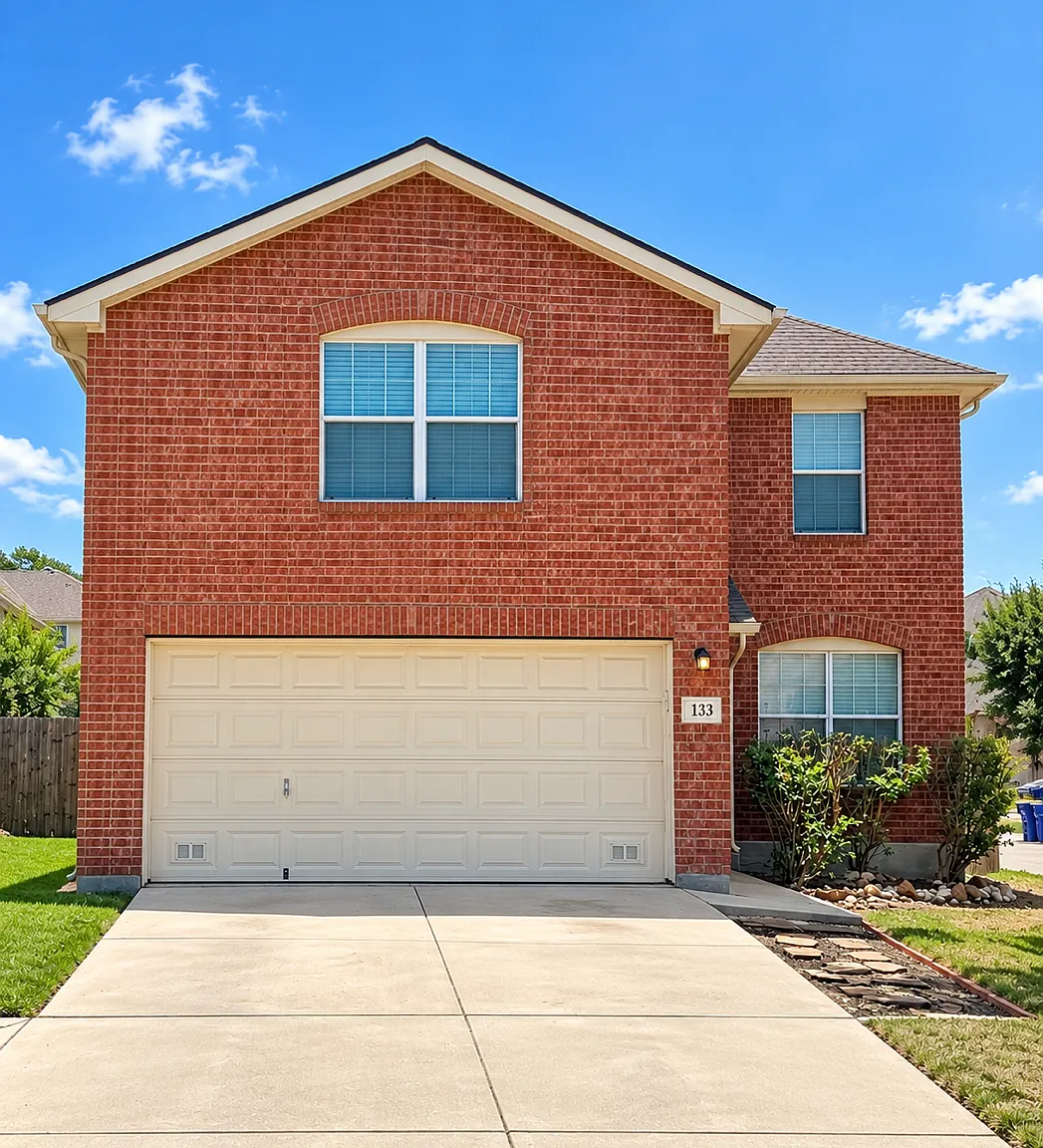 4 bed, 2364 sqft, $1,950 — Photo 1