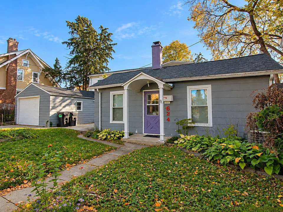624 5th Ave SW