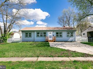 601 Sylvan Rd, Somerdale, NJ 08083