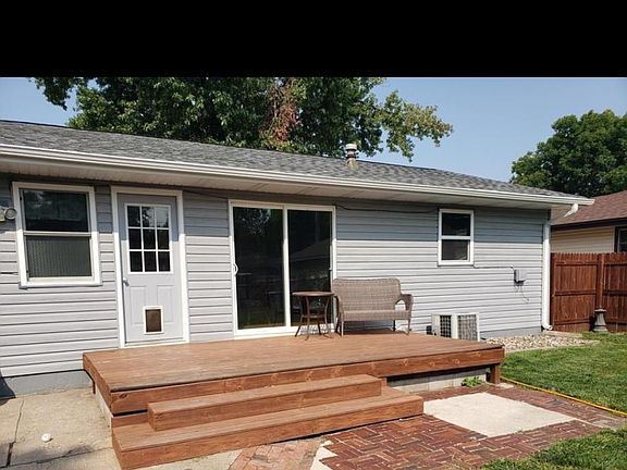 3rd image of 1709 N Taylor Ave