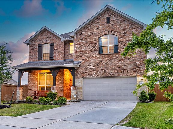 3rd image of 15403 Falkirk Green Drive