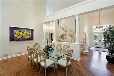 3rd image of 544 Cypress Point Ct