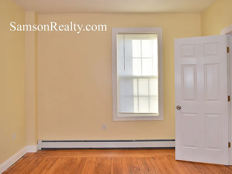 275 N Brow St #2 — Photo 7