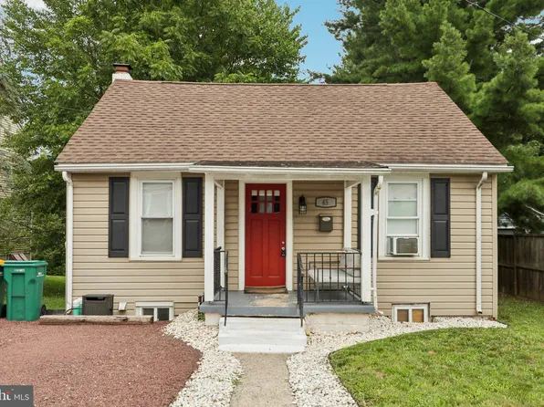 45 E 3rd St, Red Hill, PA 18076