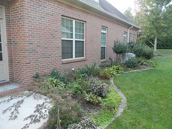 4th image of 7637 Lenox Trace Dr