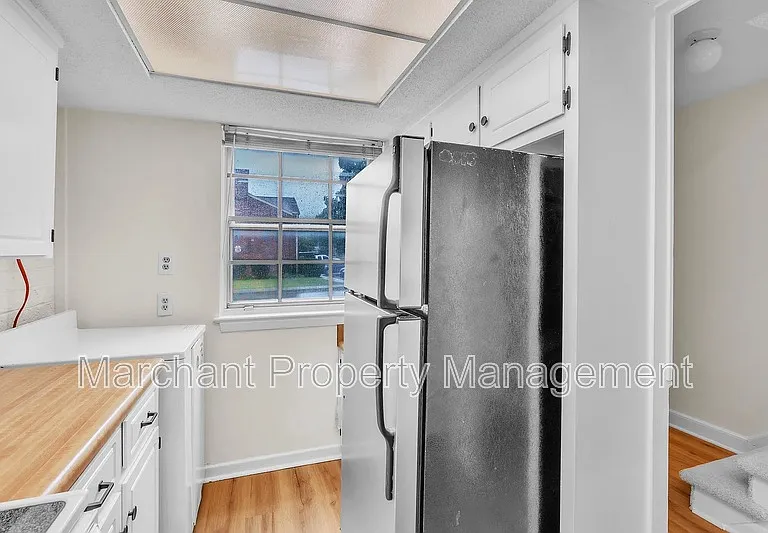 2530 E North St #11-B — Photo 11