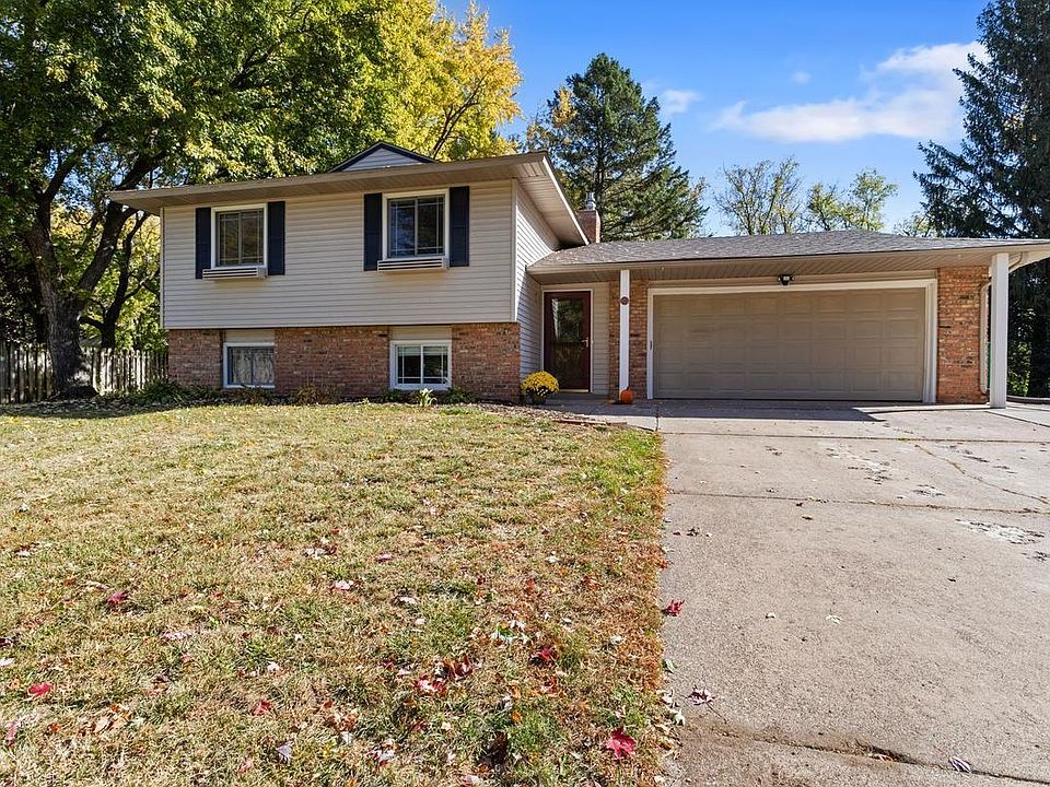 1st image of 873 Knollwood Ct