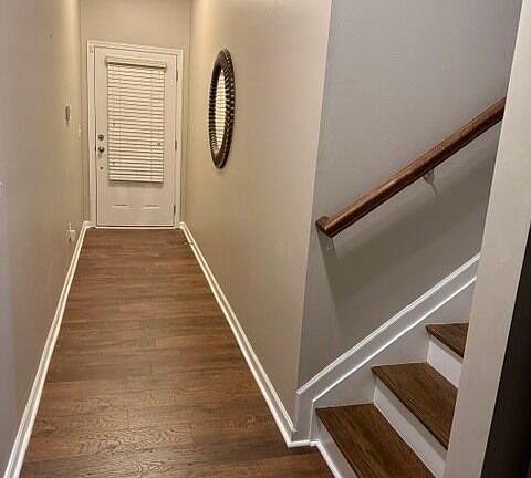 3rd image of 542 Monticello Blvd SE