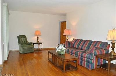 2nd image of 3033 Oran Dr