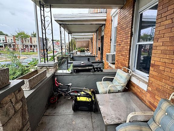 2nd image of 2109 Presbury St