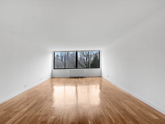 4th image of 800 5th Ave APT 7C