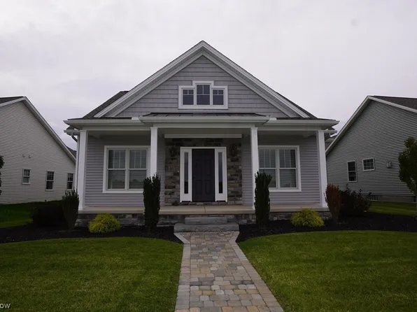 245 Bristol Ln Unit C-36, Columbiana, OH 44408