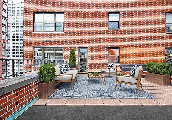 3rd image of 301 E 64th St APT 15D