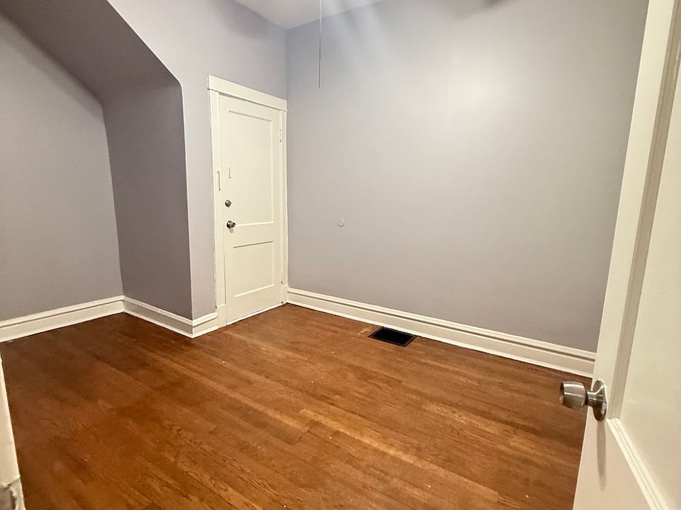 NORTH BEDROOM