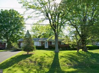 707 N Crescent Ave, Hamburg, PA 19526