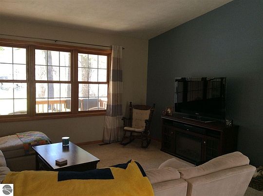 4th image of 8461 Bent Pine Dr