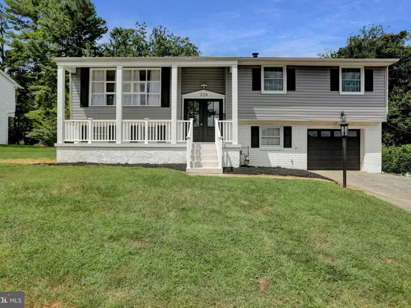 2128 Fountain Hill Dr, Lutherville Timonium, MD 21093