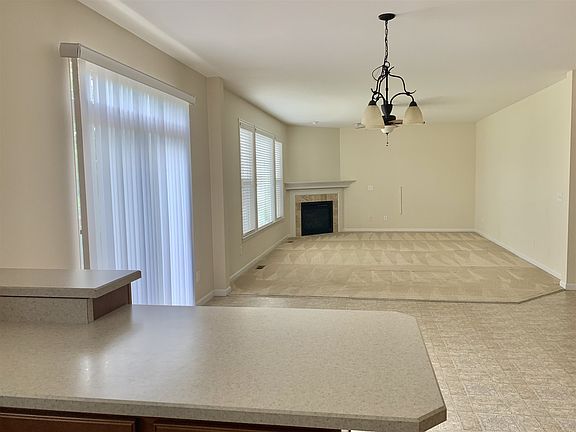4th image of 1716 Teakwood Ln