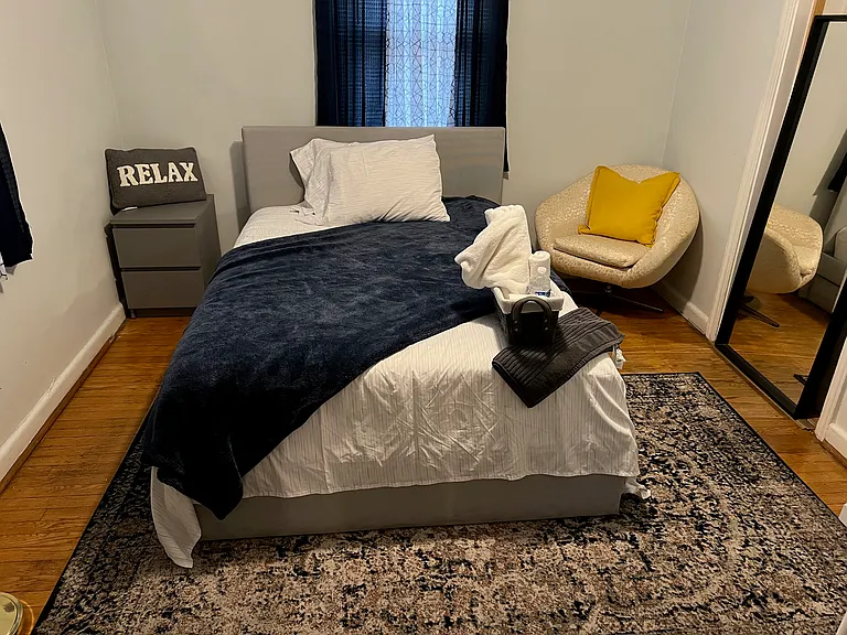 Furnished Room