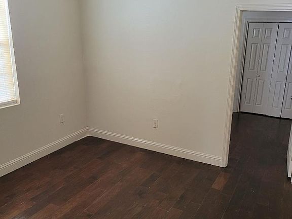 3rd image of 1239 S Genois St