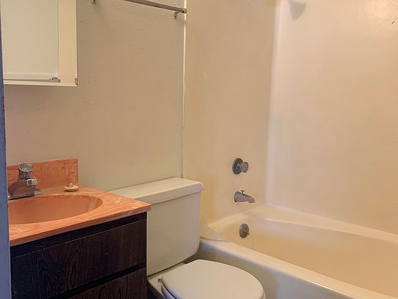 5th image of 630 NE Maiden Ln #51