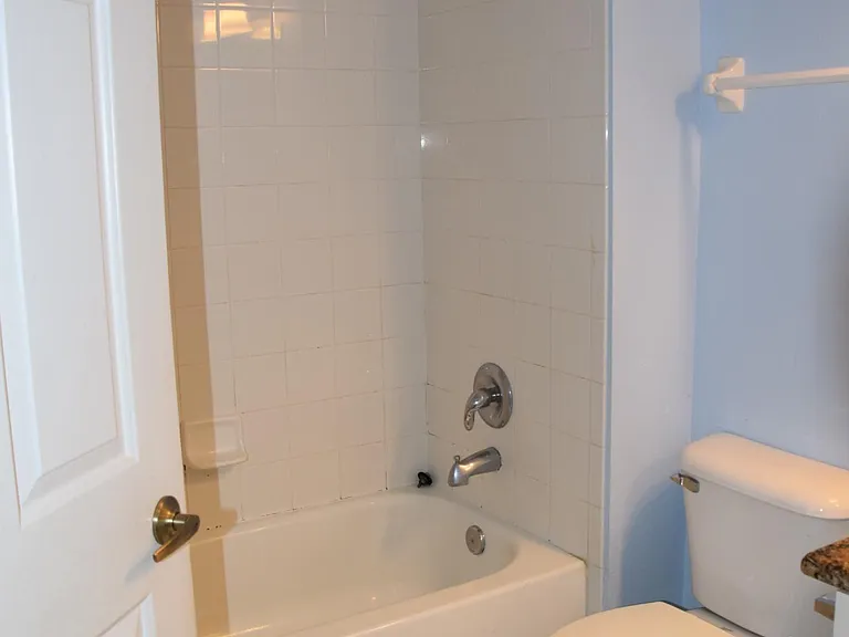 7909 Terrace Ridge Dr — Photo 5