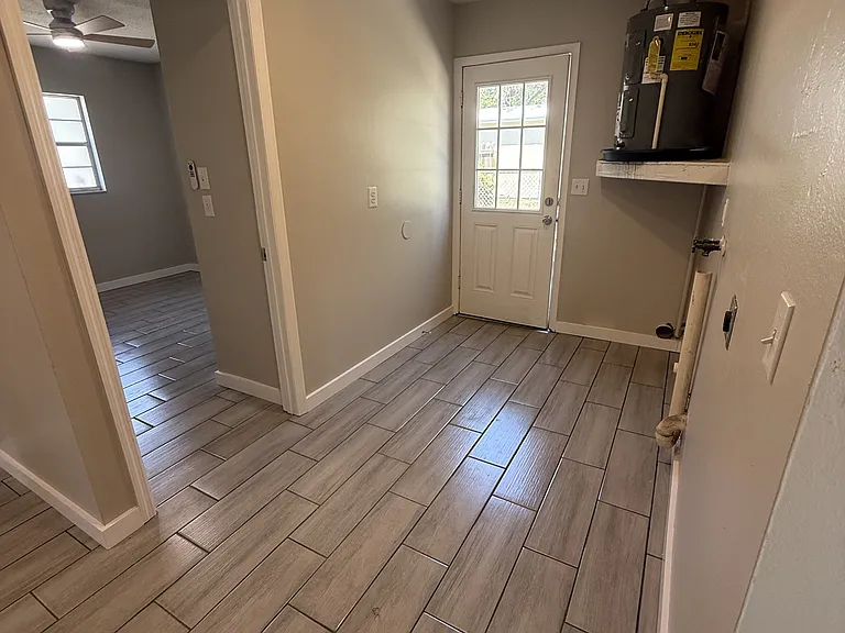 Laundry / Mudroom