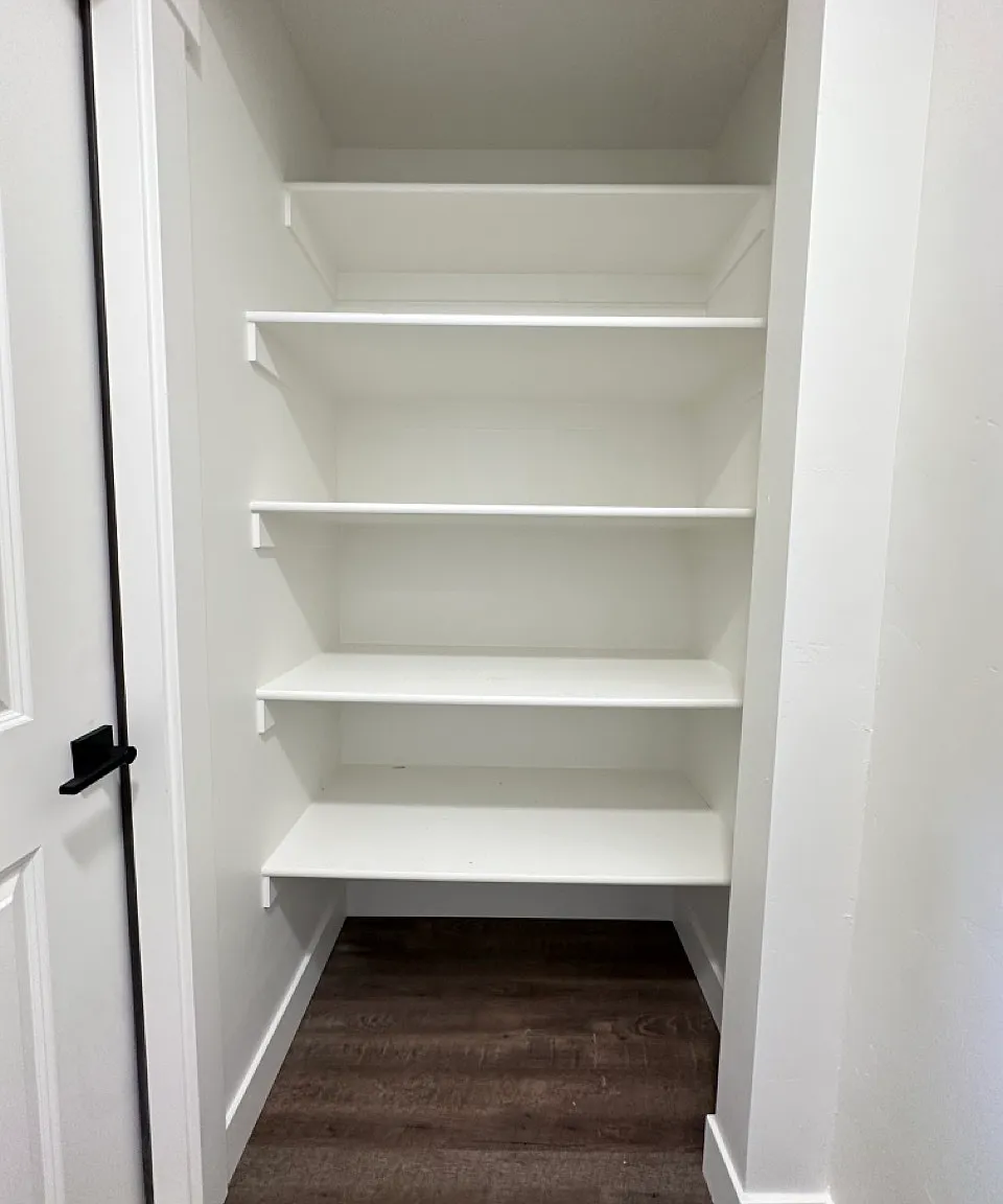 719 N 160 E - 1 — Photo 4