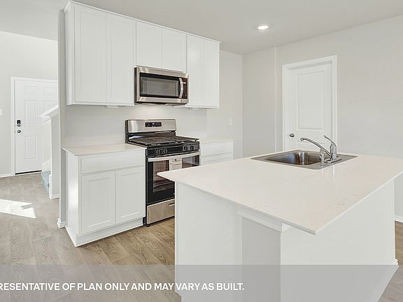 2nd image of 317 Fairlawn Way