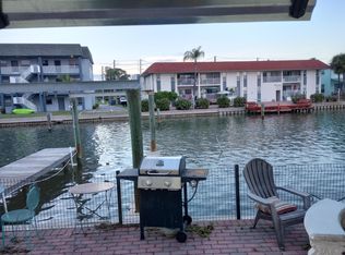 270 115th Ave APT 2, Treasure Island, FL 33706