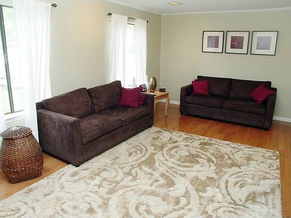 Living Room 2012 hdwd