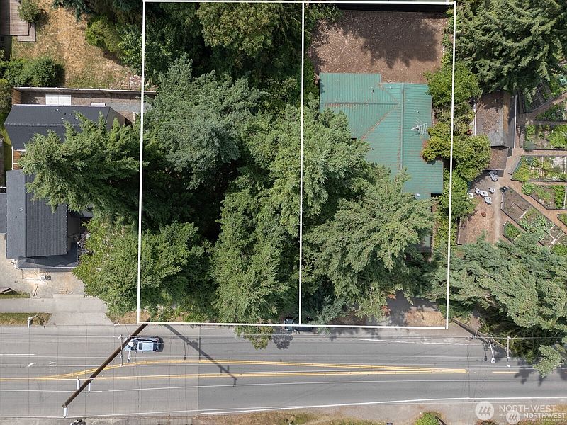 4th image of 1111 1st Avenue NE